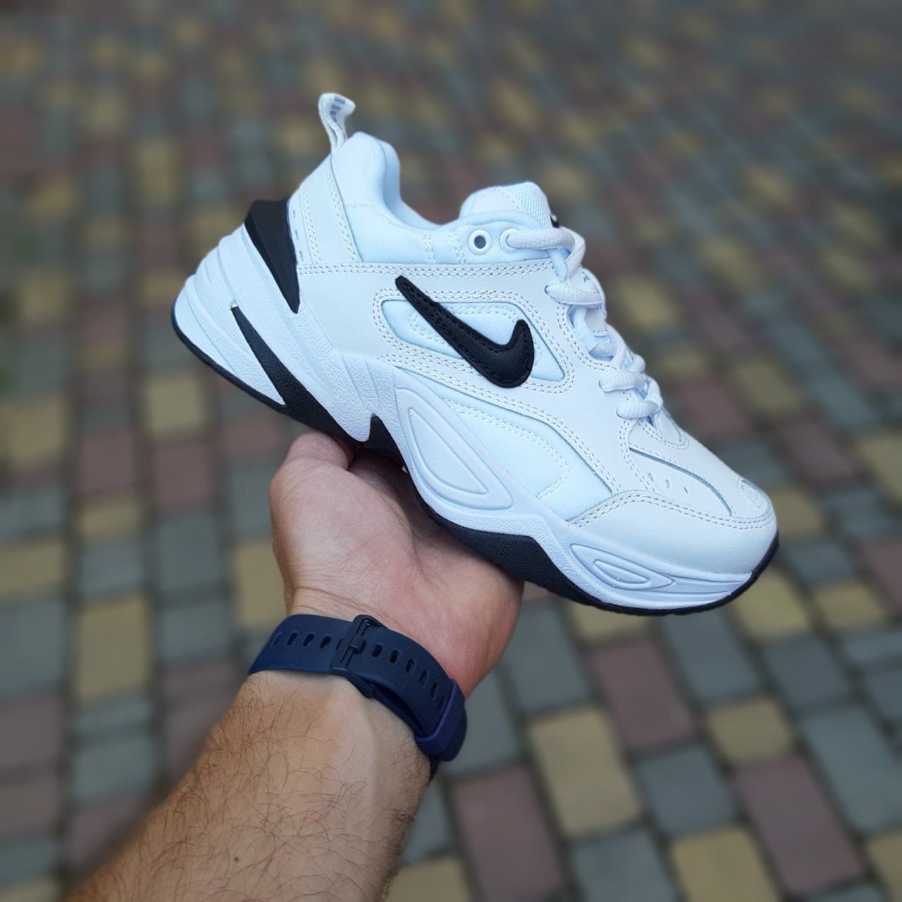 Жіночі кросівки nike m2k tekno білі з чорним