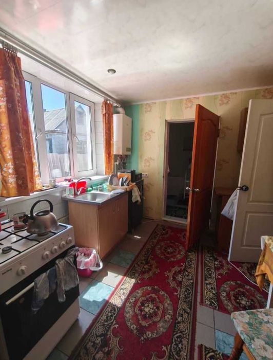 Срочно!Терміново!Продам дом,газ,вода,скважина,колодец,огород