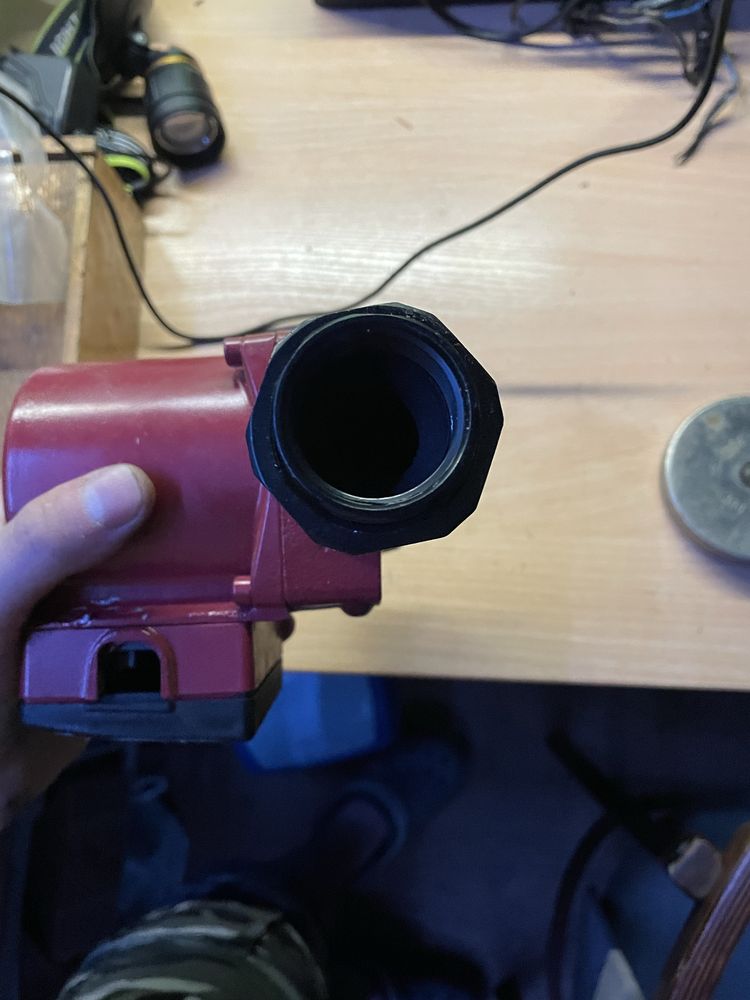 Насос циркуляційний Grundfos UPS 25/40 / 180