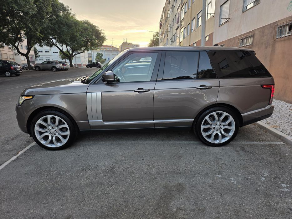 Land Rover Range Rover Vogue 3.0 TDV6 – Full Extras