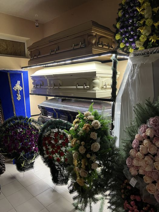 Ритуальні послуги,Кремація Ритуальные услуги тварин Перевезення