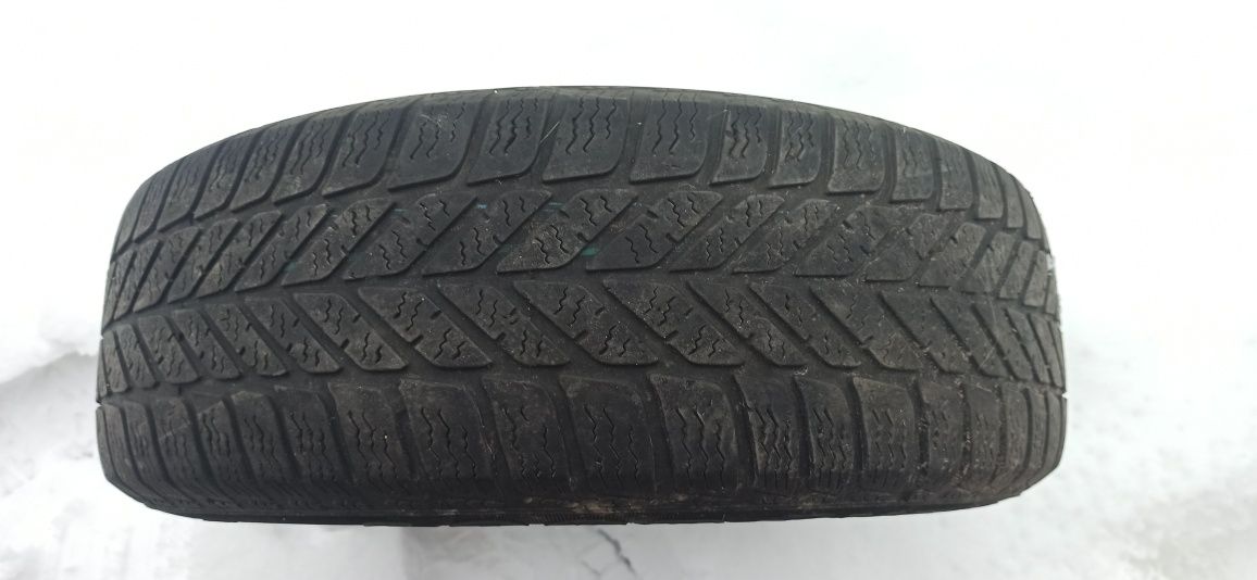 Продам колесо 195/65/R15 зима Good Year Ultra Grip 
Без гуль і без