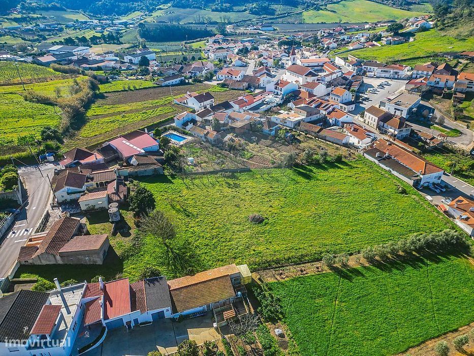 Moradia T4 para venda