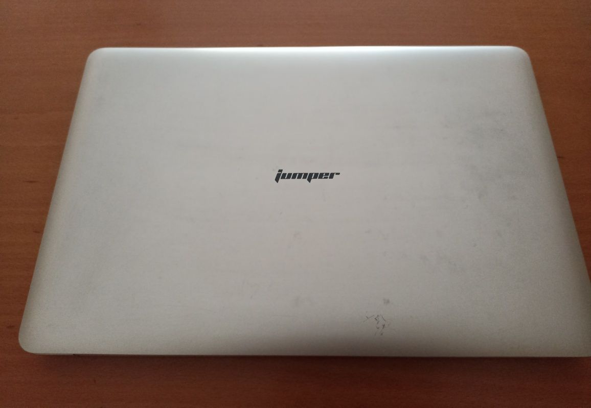 Laptop Jumper cinzento