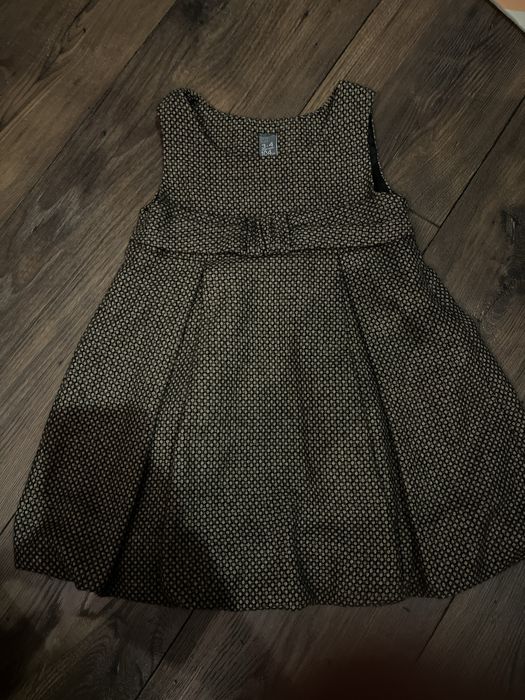 Elegancka ciepla sukienka zara 104 „25”