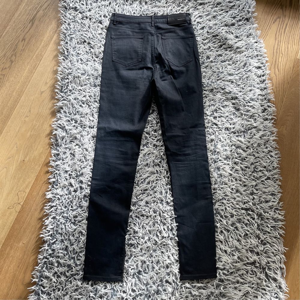 Jeansy woskowane czarne granat BLK DNM roz 28 nowe wysoki stan