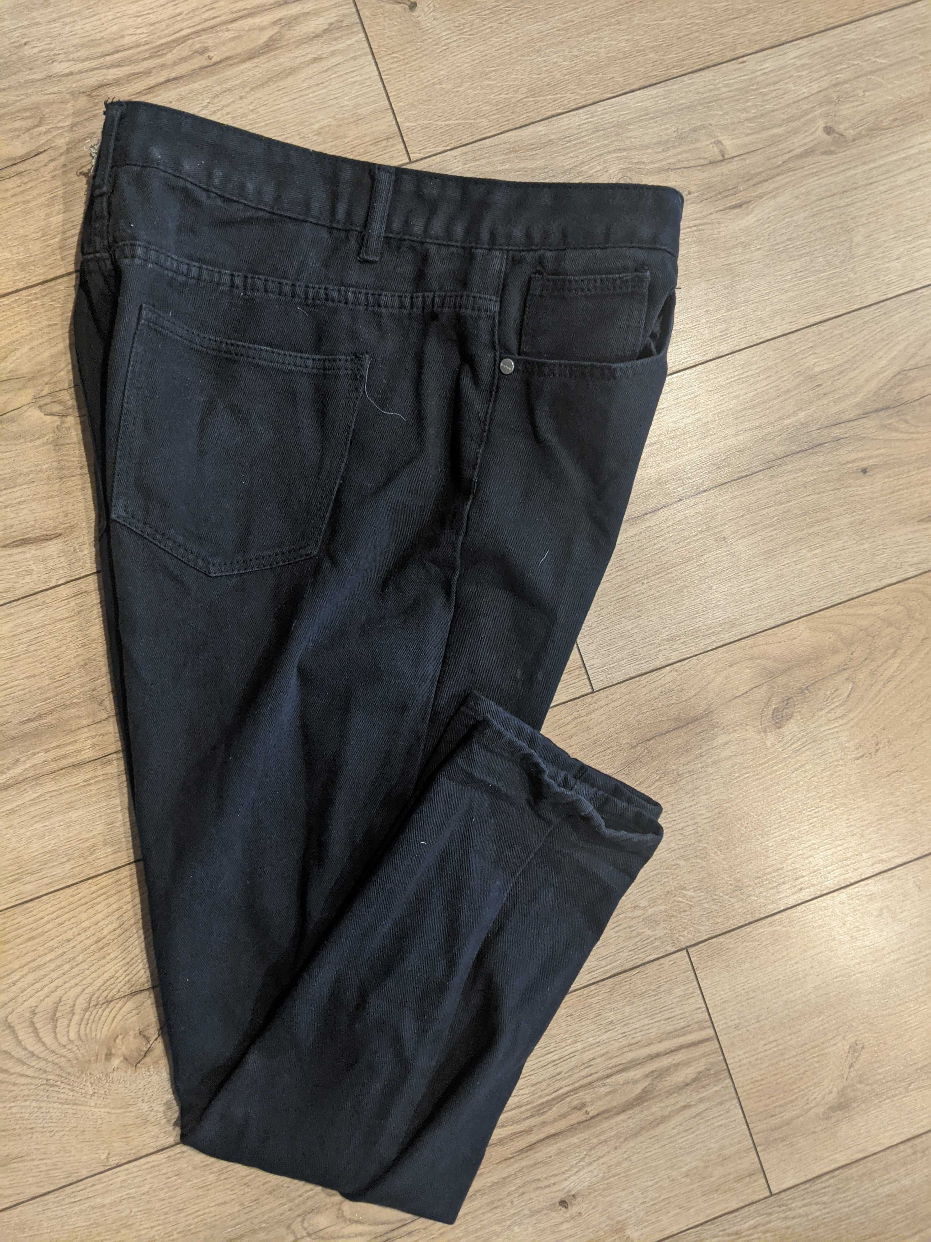 Spodnie damskie 46 Boohoo dziury elastyczne miękki jeans  pas102