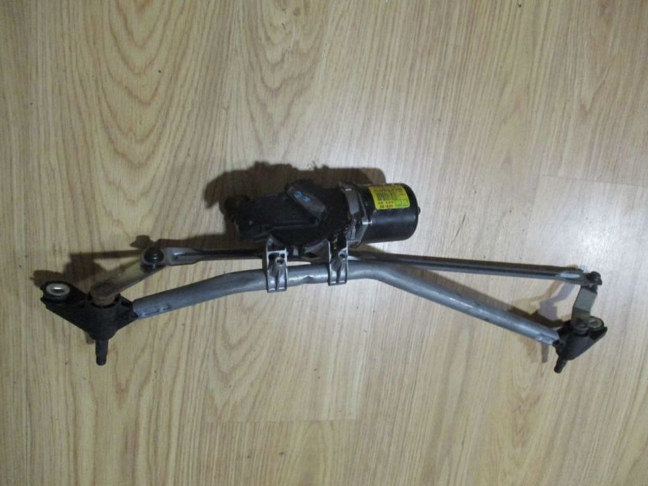 Motor Limpa Vidros Frente Renault Kangoo 2008 a 2013