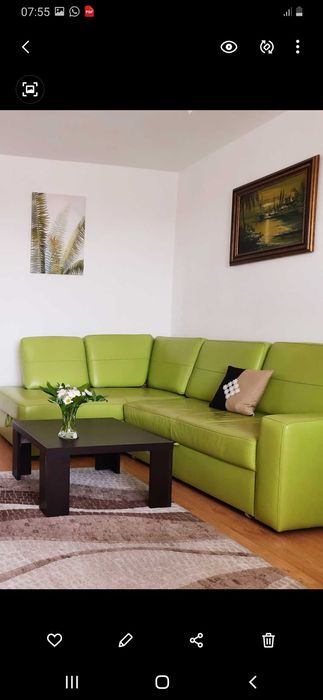 Kanapa narozna ze skory naturalnej z funkcja spania