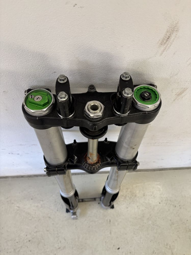 Lagi zawieszenie przednie przód KAWASAKI KXF250 16R KXF450 Cross Showa