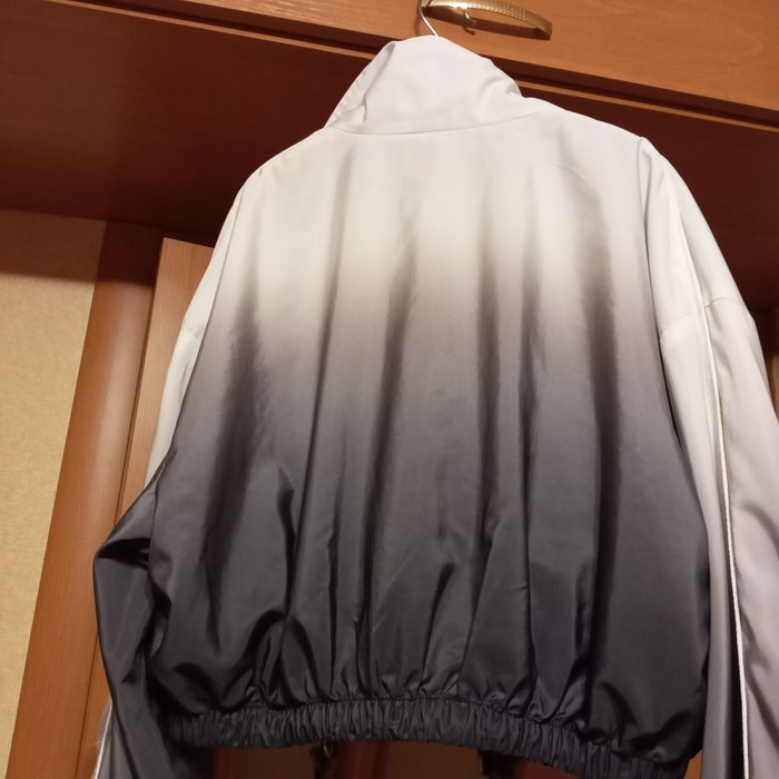 Вкорочена ветровка Бершка