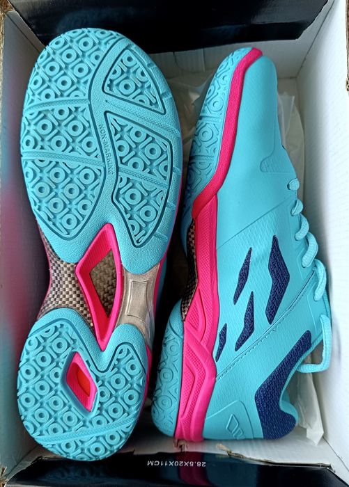 Жіночі кросівки для бадмінтону