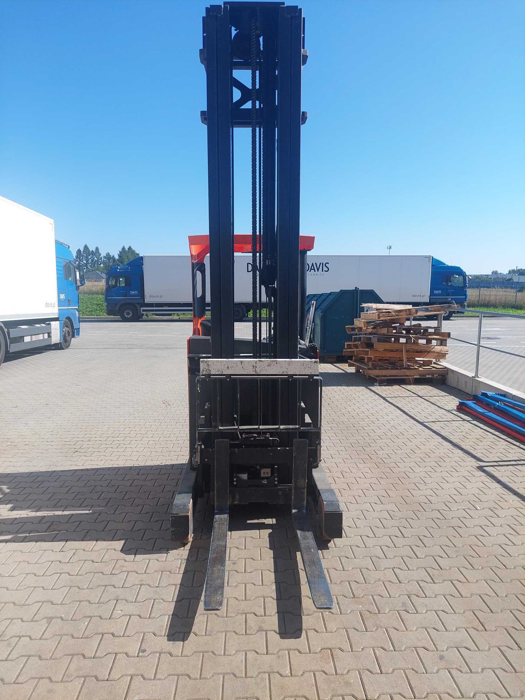 Sprzedam wózki widłowe RRE 160M 2 szt.