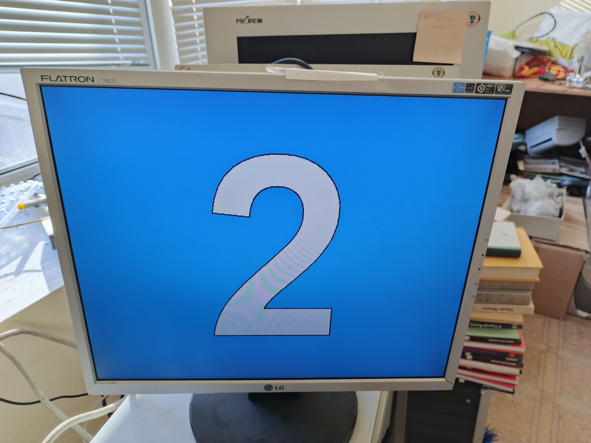 монітор Samsung  Sync Master 172 V +LG FLATRON L1952S