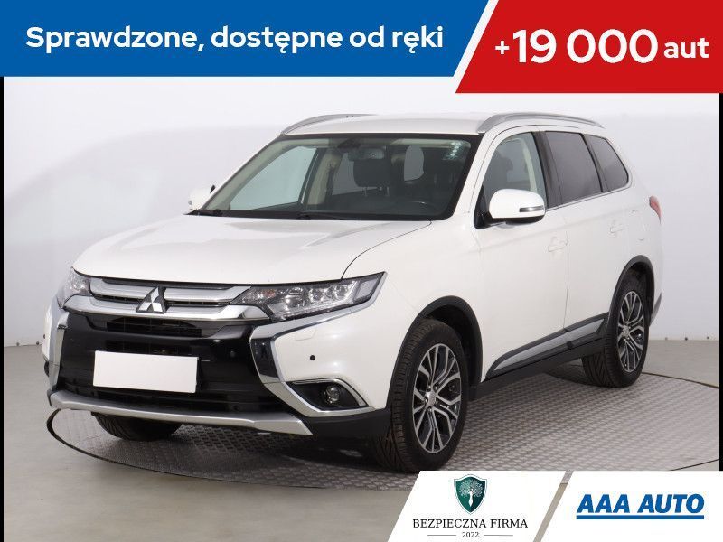 Mitsubishi Outlander 2.0, Salon Polska, Serwis ASO, Automat, 7 miejsc, Klimatronic,