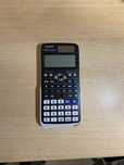 Calculadora CASIO - Recarregável com energia solar