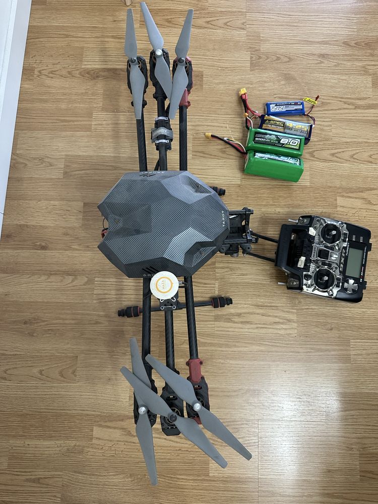 Vendo Tarot 680Pro HexaCopter Quadro carbono