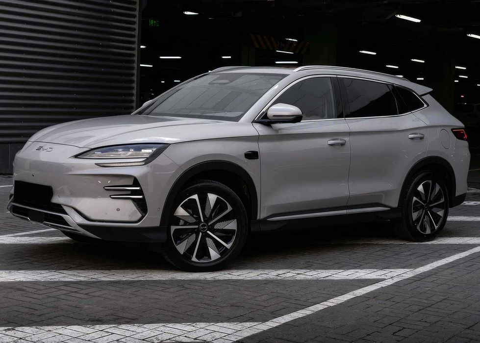 BYD Song PLUS      2025