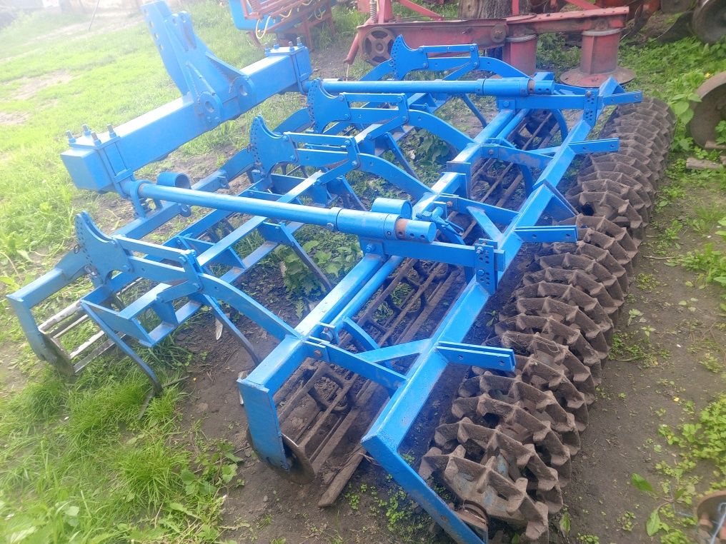 Lemken kompaktor 3м