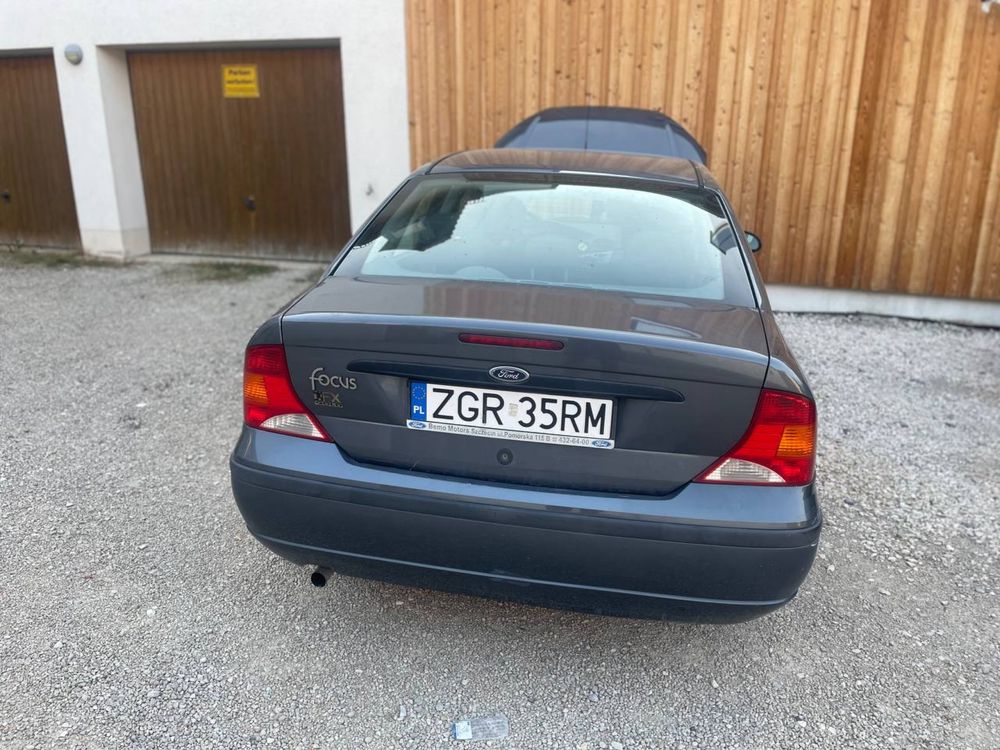 samochód jest w dobrym stanie