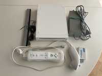 Konsola Nintendo Wii komplet z 20 grami