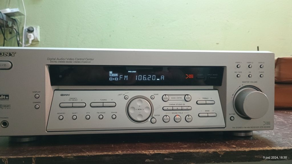 Radio amplituner wieża