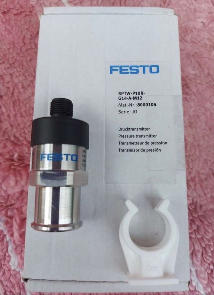 Датчик давления SPTW-P10R-G14-A-M12 Festo