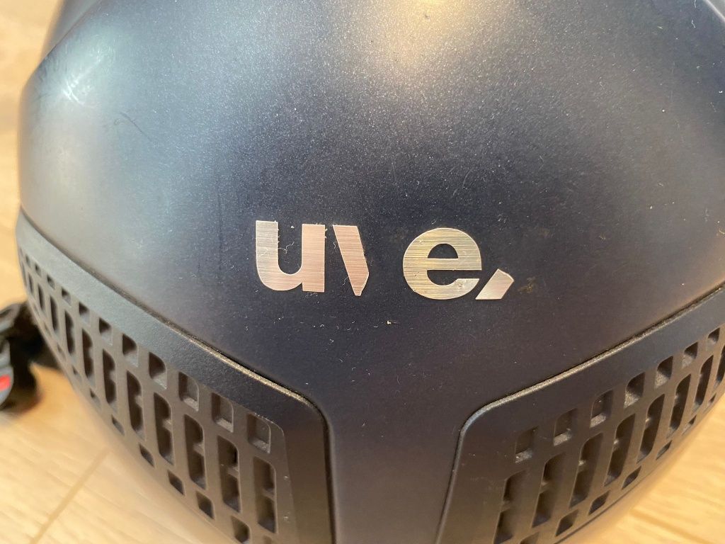 Kask jeździecki UVEX granatowy