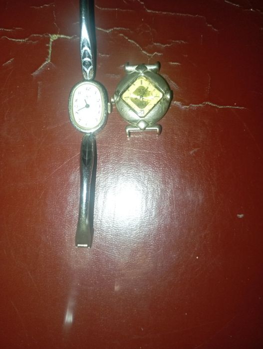 Продам срочно часы луч и омах