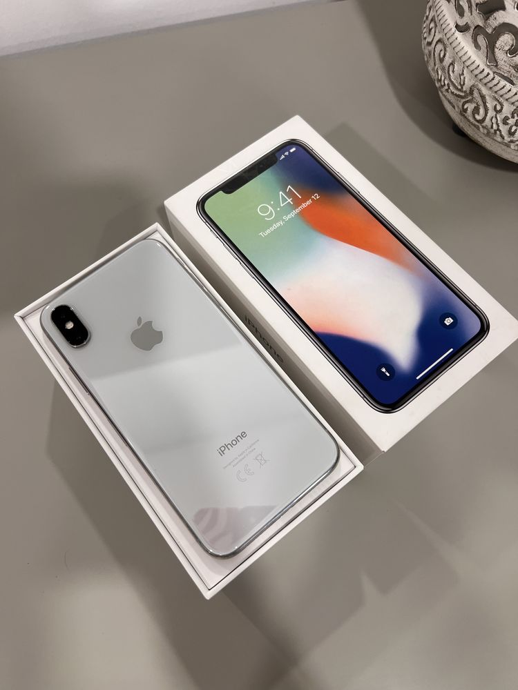 Iphone X 64G branco com capas incluidas