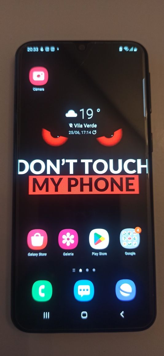 Samsung A40 como novo