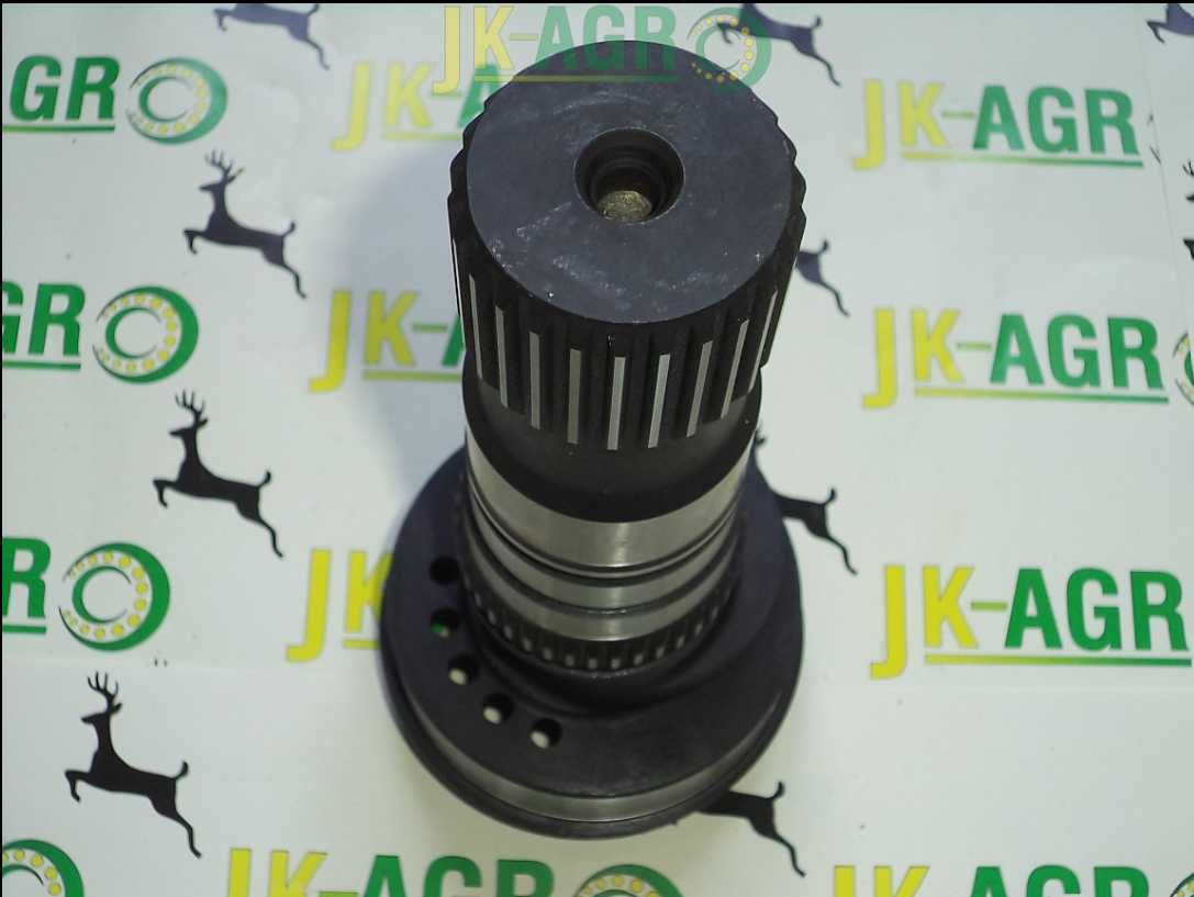 Wałek pompy John Deere7710,7810,7800, RE39406,R101182 org.