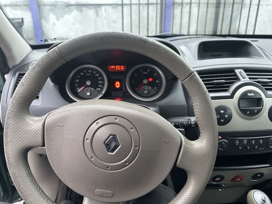 renault megane 2 1.6 бензин 2003