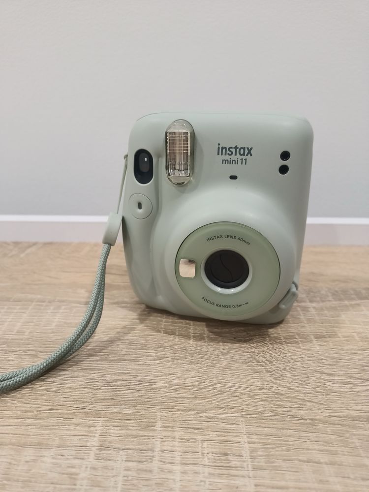 Фотоапарат Instax Mini 11 Fujifilm Полароїд фотокамера миттєвого друку