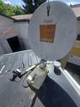 Antena satelitarna Oyster z mechanizmem i odbiornikiem