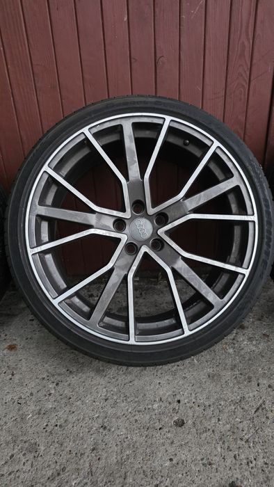 Koła  z felgami 20cali były założone na audi a6 c7