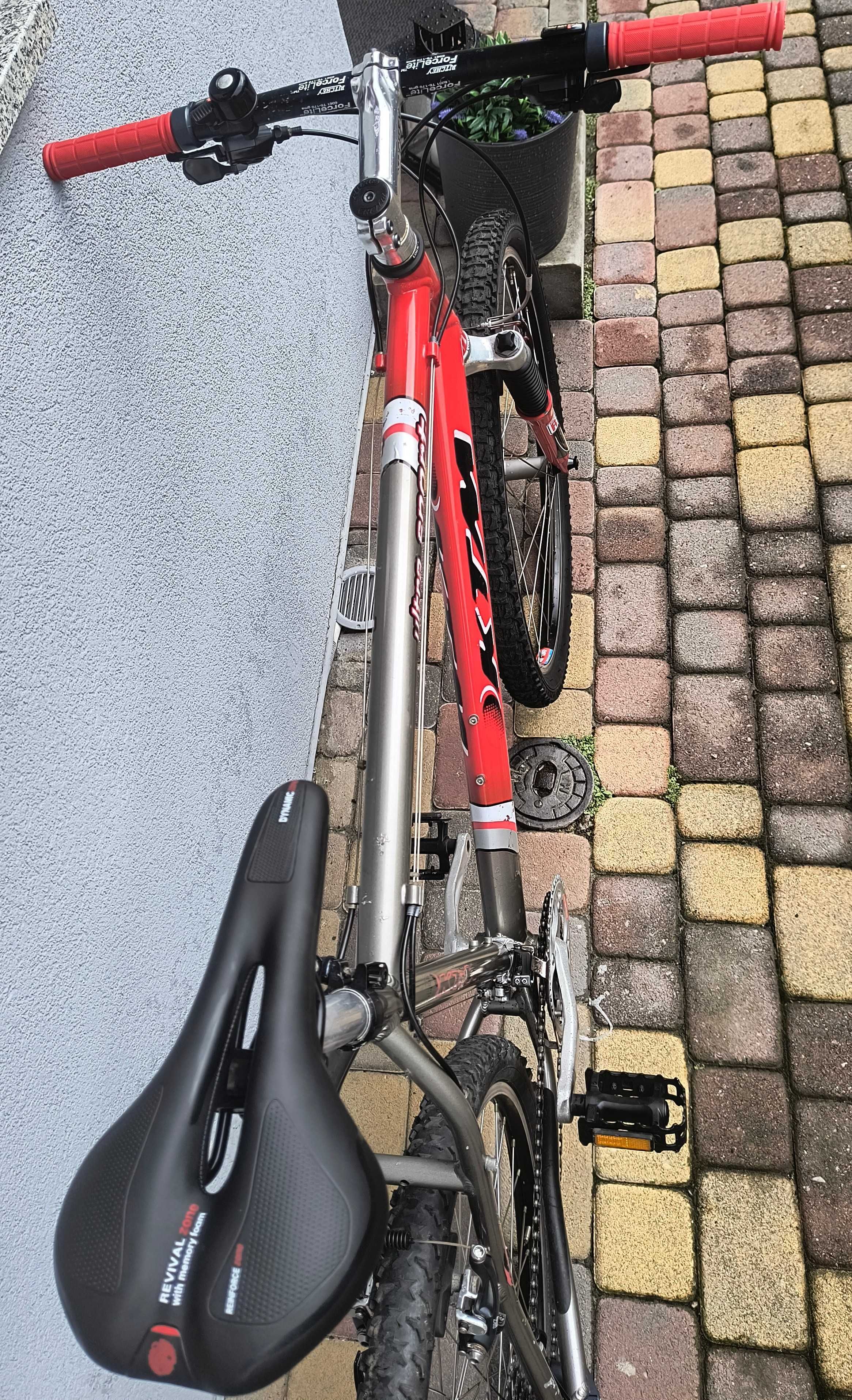 Rower trekkingowy KTM rama  53