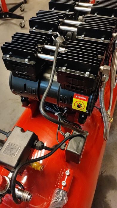 Compressor de 200 litros silencioso novo