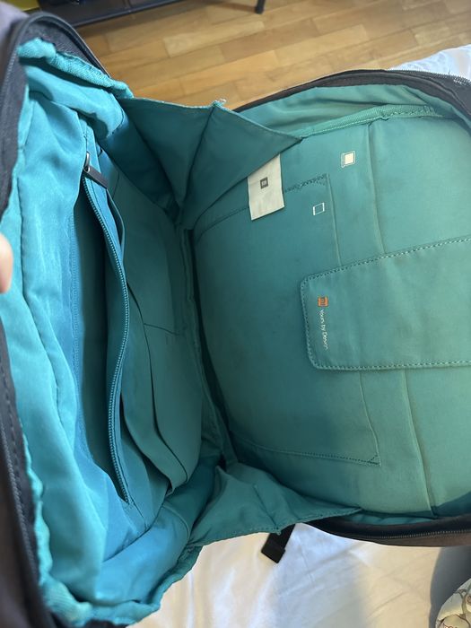 Mochila estilosa e versátil para a cidade e viagens