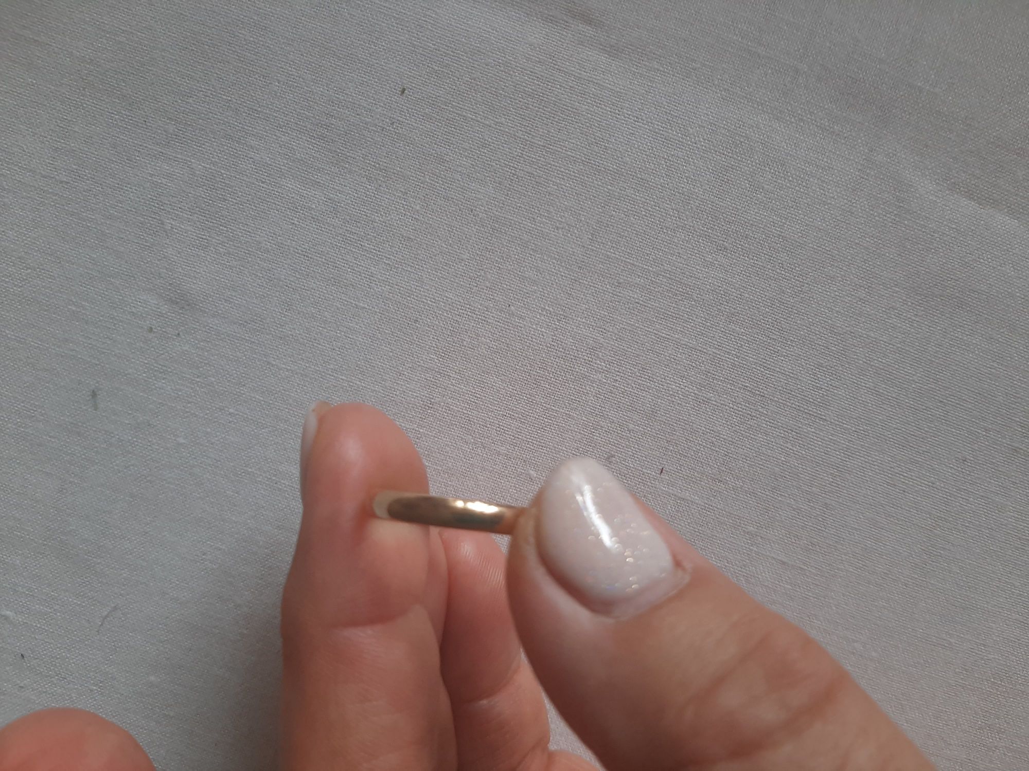 Złota  węższa obrączka , radz., ZSRR, waga 2,46 g