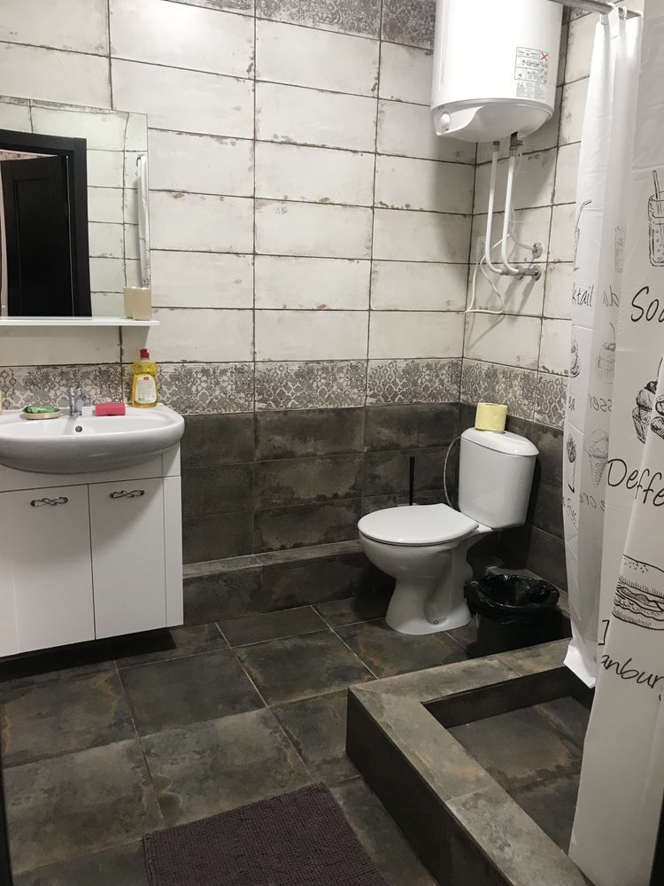 Затишна квартира Метро Лівобережна