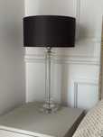 Lampa szklana z kloszem czarnym