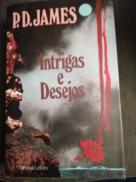 P. F. James - Intrigas e Desejos