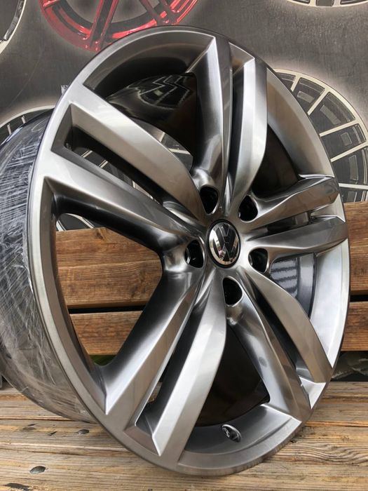 777 R20 5/130 оригинальные диски VW Audi