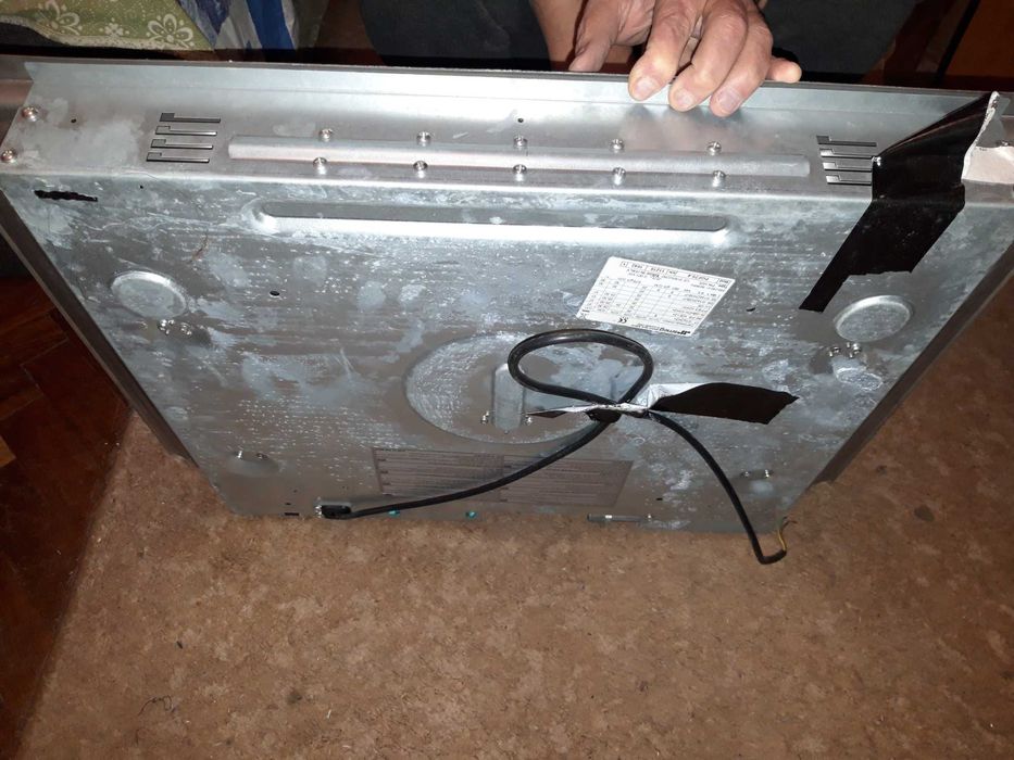 Газова поверхность smeg pgf75-4 срочно продам