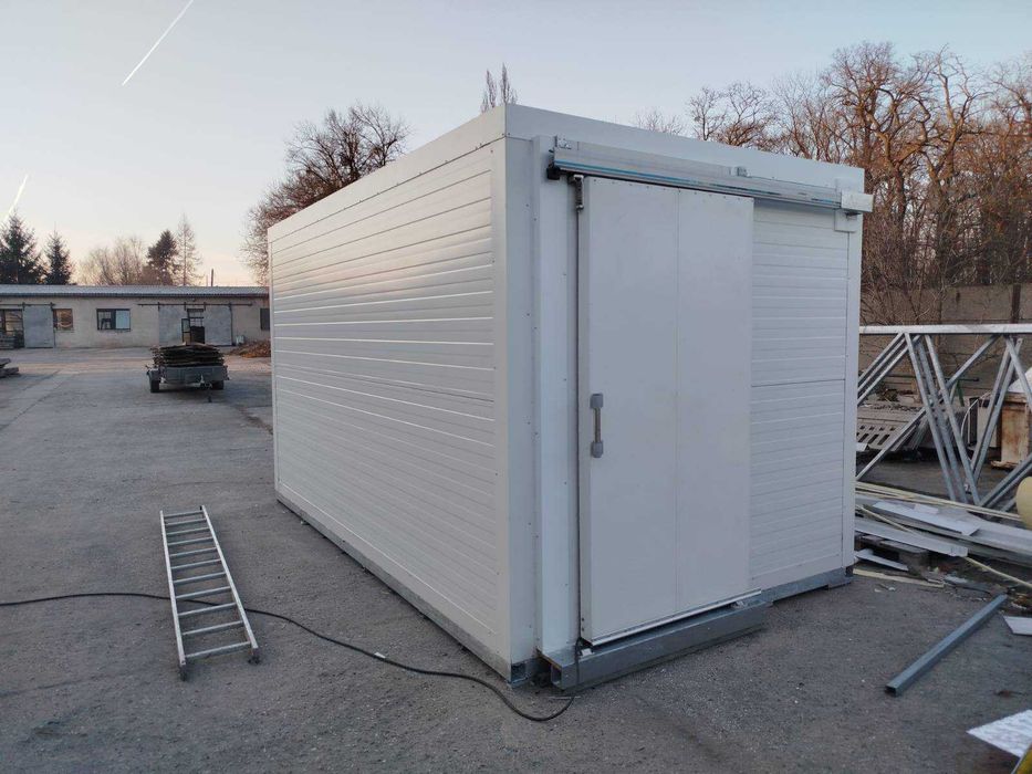 Kontener 4x2.2 z plyty warstwowej 14cm