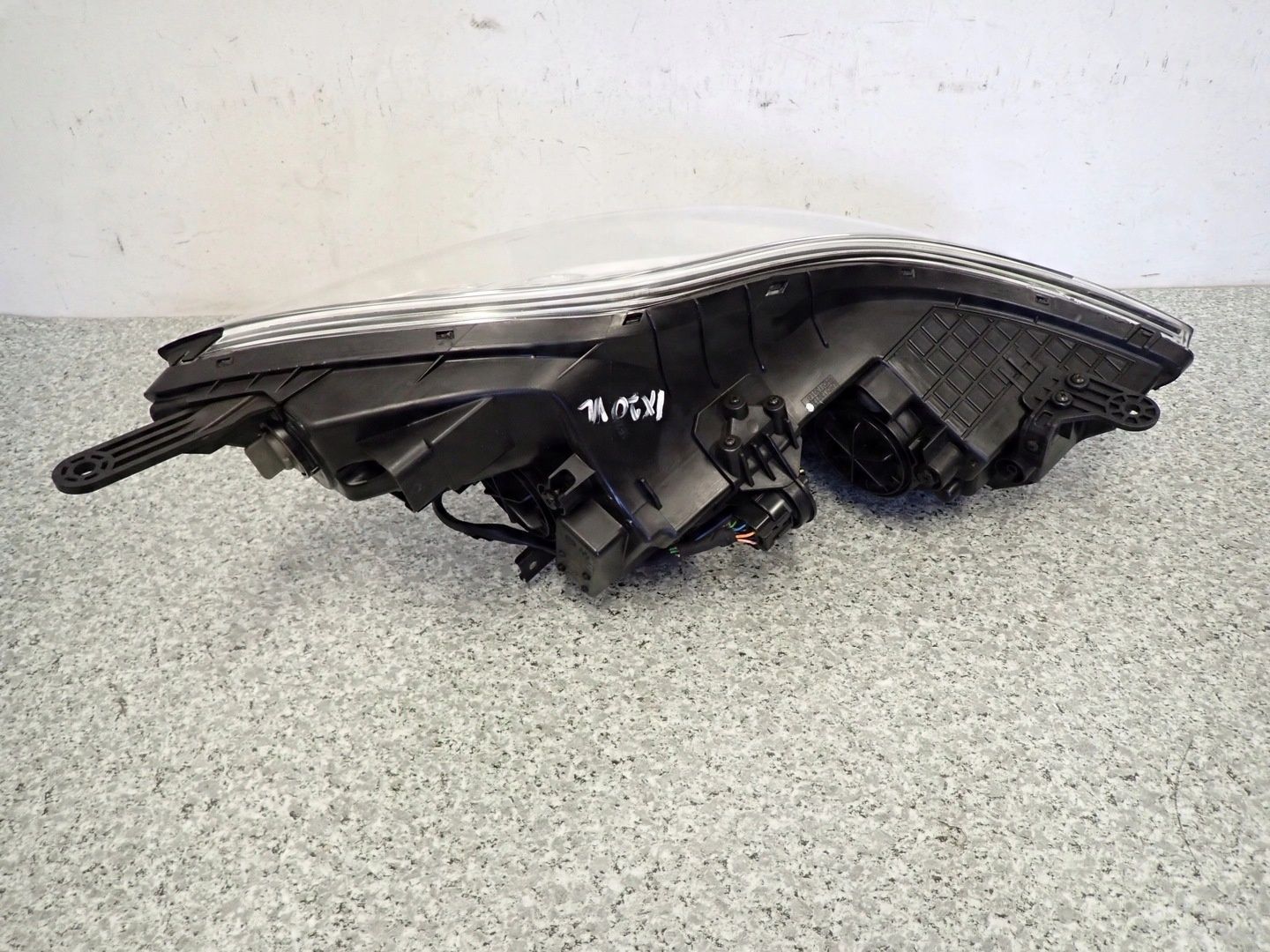 HYUNDAI IX20 HB 09- REFLEKTOR LAMPA PRZEDNIA LEWA EUROPA