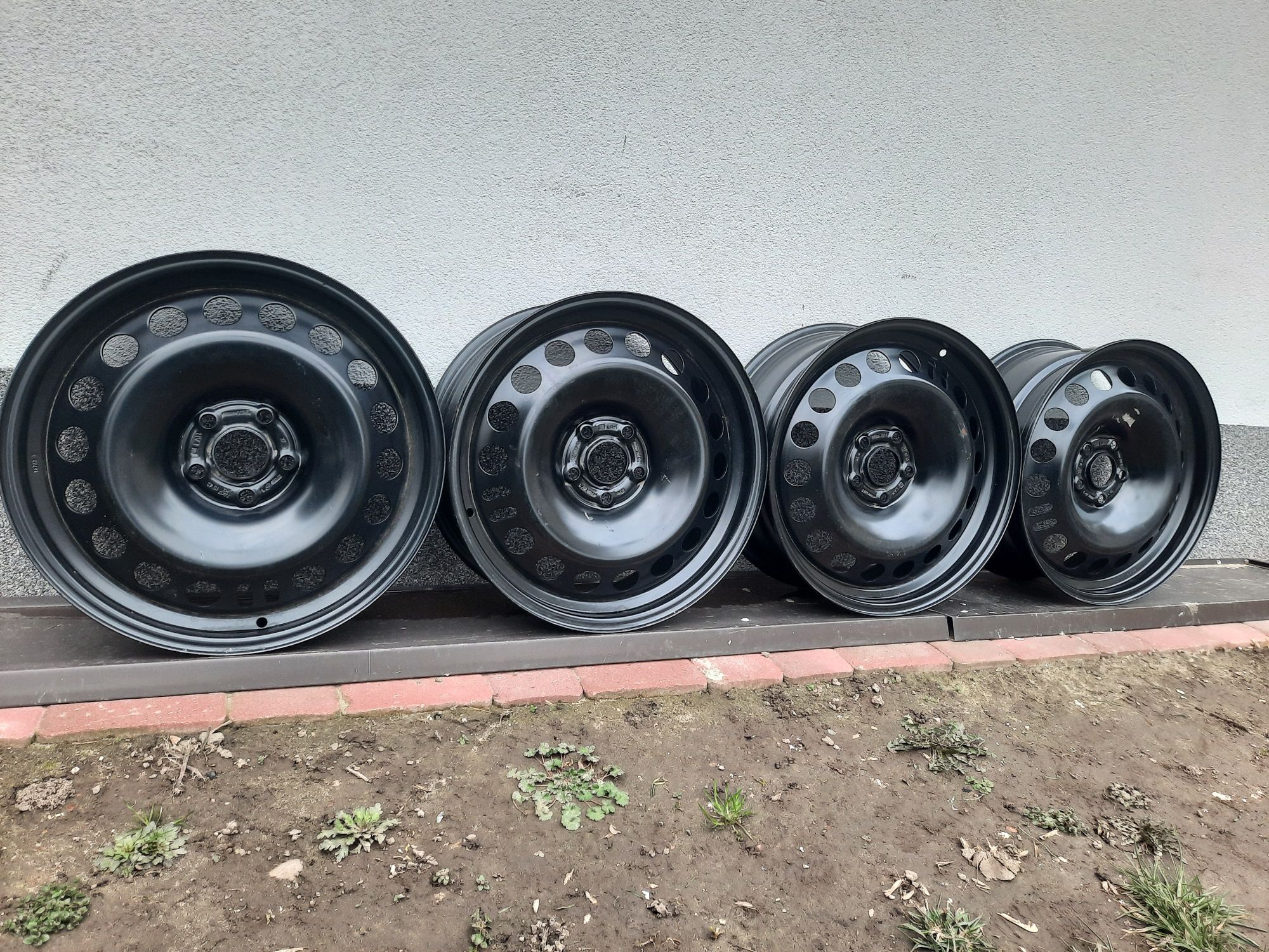 4 nowe felgi 5x105 7jx17 ET42 Opel