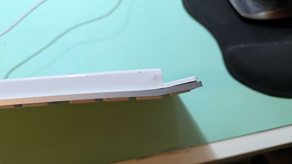 Teclado Apple Branco referencia 1843 para Peças