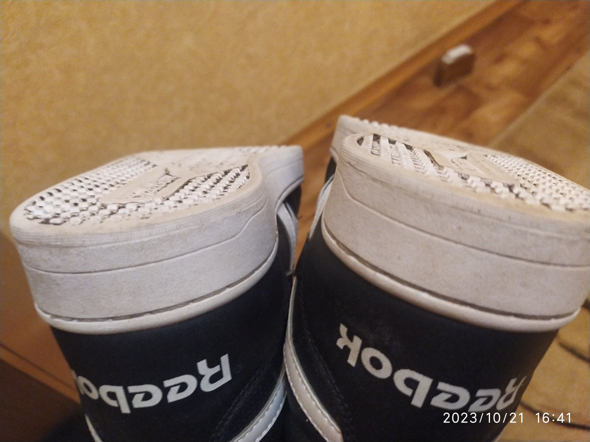 Продам оригінальні ботинки Reebok, 37 розмір